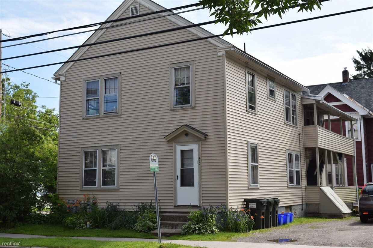 5 Loomis St Unit 2, Burlington, VT 05401 Condo for Rent in