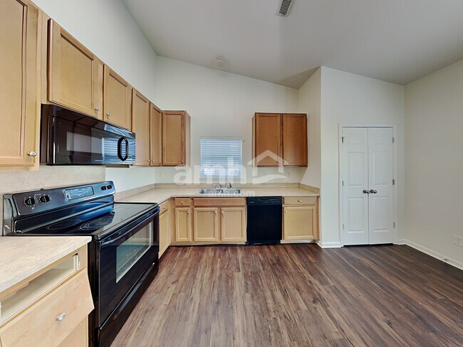 Foto del edificio - 7703 Aragorn Ln