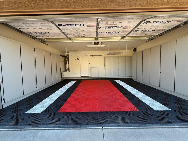 Foto del edificio - 1945 E Aloe Pl