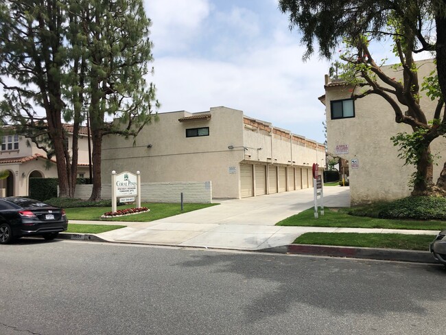 Building Photo - Coral Pines Apartments