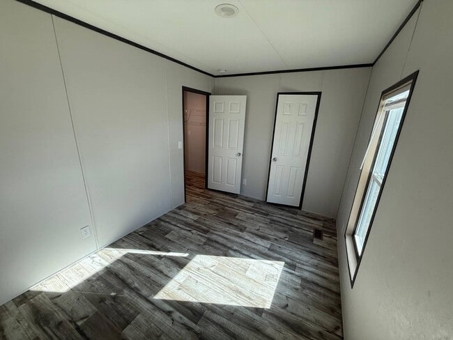 Building Photo - 2881 TX-110