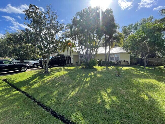 Foto del edificio - 2280 SE Longhorn Ave