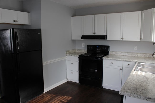 Building Photo - 1632 Windsong Ct