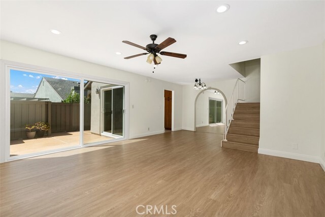 Building Photo - 17406 Via Lindo