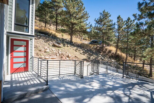 Building Photo - 93 Pine Needle Rd