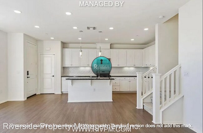 Foto del edificio - 3 br, 2.5 bath House - 3230 E Yountville D...