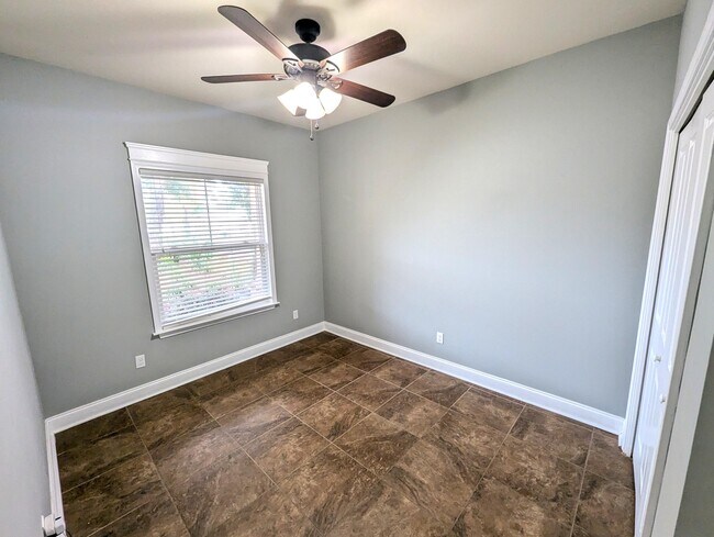 Foto del edificio - 116 Alder Ave SE