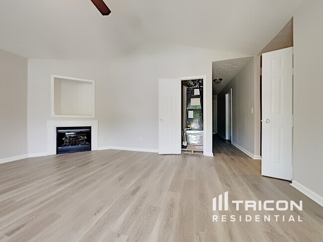 Foto del edificio - 170 Patterson Way