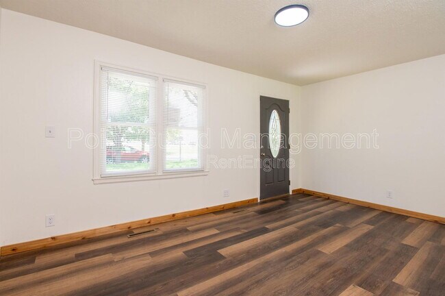 Foto del edificio - 2345 S Greenwood Ave