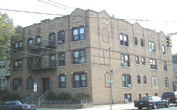 248-250 Avenue B, Bayonne, NJ 07002 - Apartments In Bayonne, NJ ...