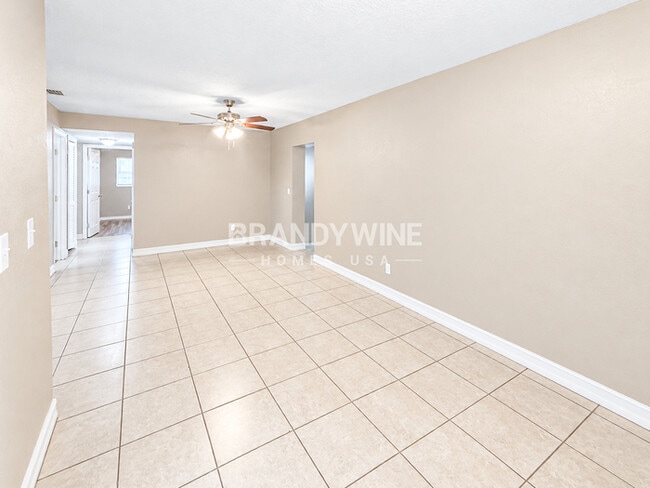 Building Photo - 11103 N 27th St