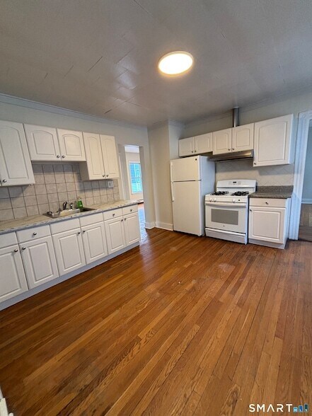 Foto del edificio - 2395 Main St