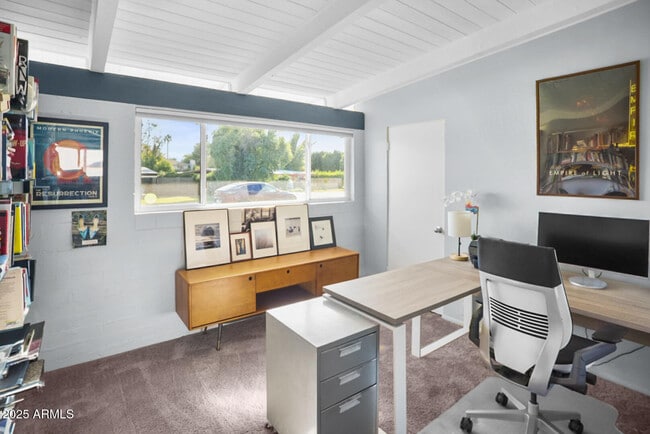 Foto del edificio - 1504 E Rancho Dr