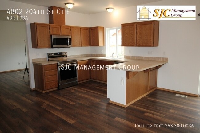 Foto del edificio - 4802 204th St Ct E
