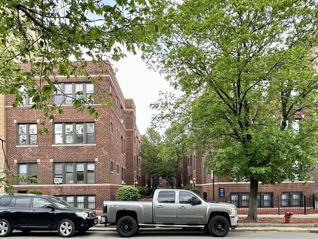 Building Photo - 3714 N Fremont St