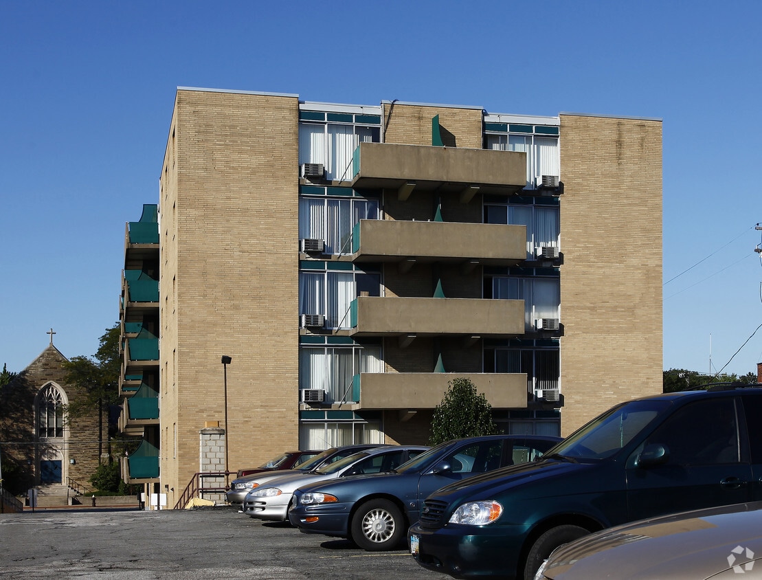 Foto del edificio - Delta Lakewood