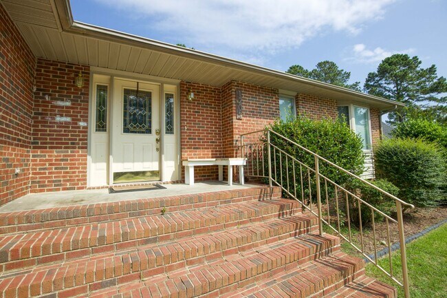 Foto del edificio - Coming up soon!!!!Beautiful 3 bedroom home...