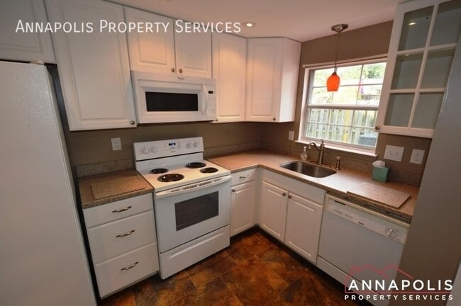 Building Photo - 1581 Star Pine Dr