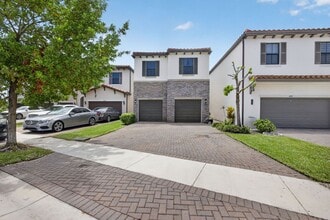 Building Photo - 4009 Sequoia Pl