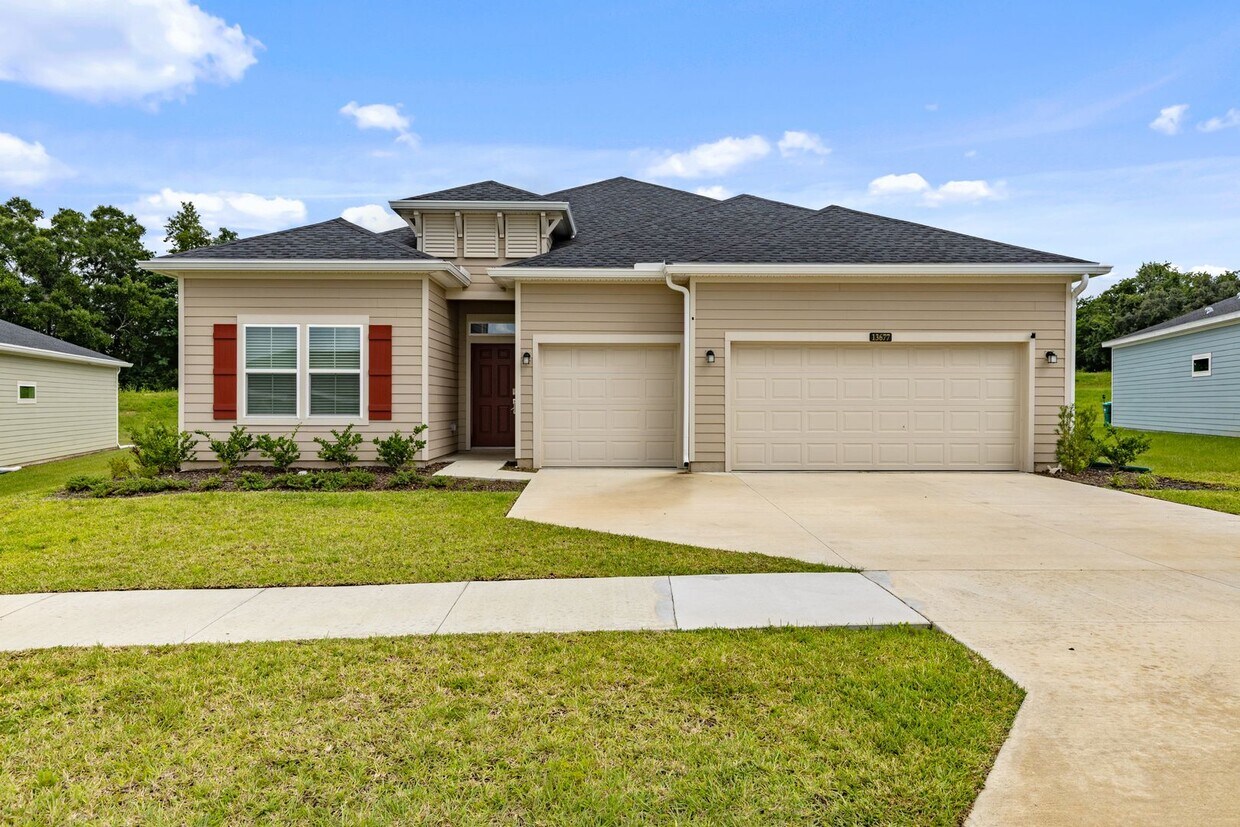 Primary Photo - 2024 Luxury Home in Trailhead Landing in A...