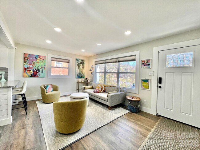 Foto del edificio - 3205 Brixton Ct