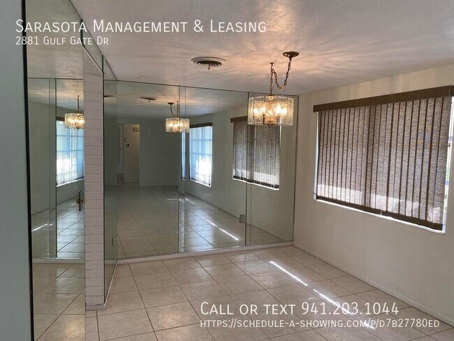 Building Photo - 2 Bedroom 2 Bath Home in Gulf Gate Near Si...