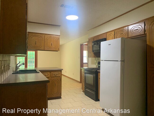 Foto del edificio - 3 br, 2 bath House - 30 Parkview Dr.