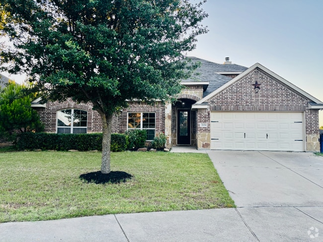 Building Photo - 1624 Yukon Dr