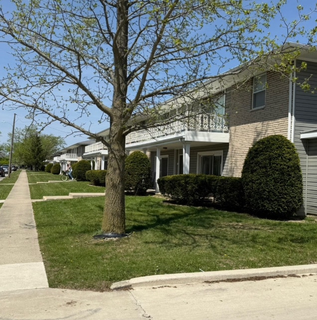 PARK FOREST APARTMENTS