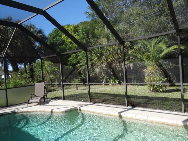 Foto del edificio - AVAILABLE 2026 SEASON! PORT CHARLOTTE, HEA...