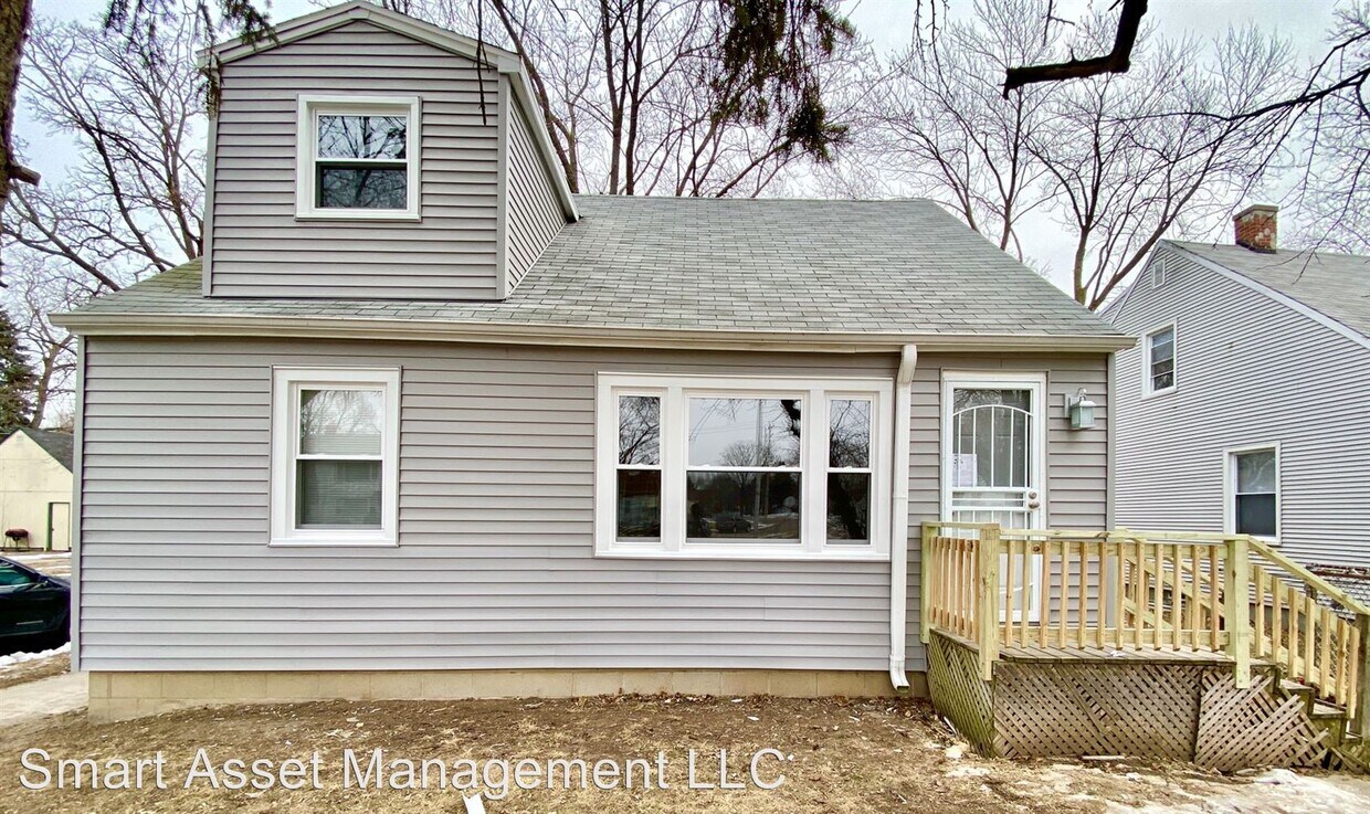 Primary Photo - 3 br, 1 bath House - 4988 N 60th