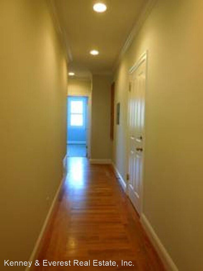 Foto del edificio - 2 br, 2 bath House - 1373 Vallejo Street