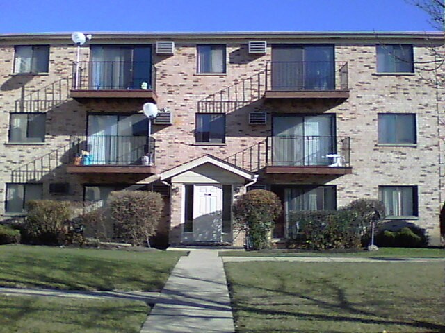 Entry Way - 9260 Hamilton Ct