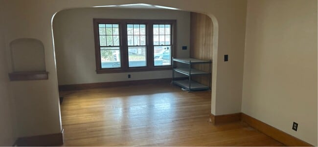 Building Photo - 138 S Francis Ave