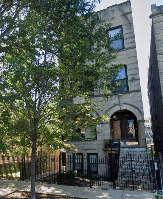 Primary Photo - 2118 N Whipple St
