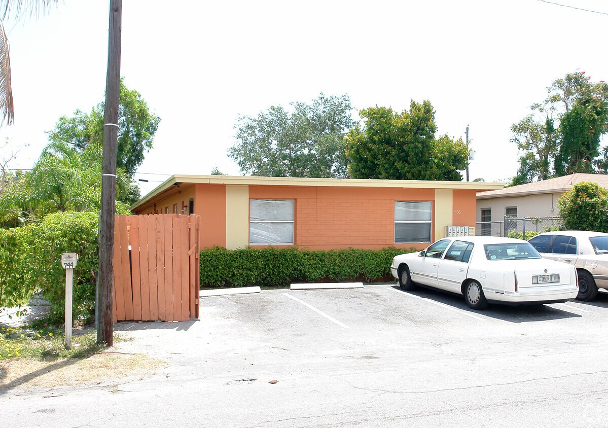 Building Photo - Fort Lauderdale Apartments