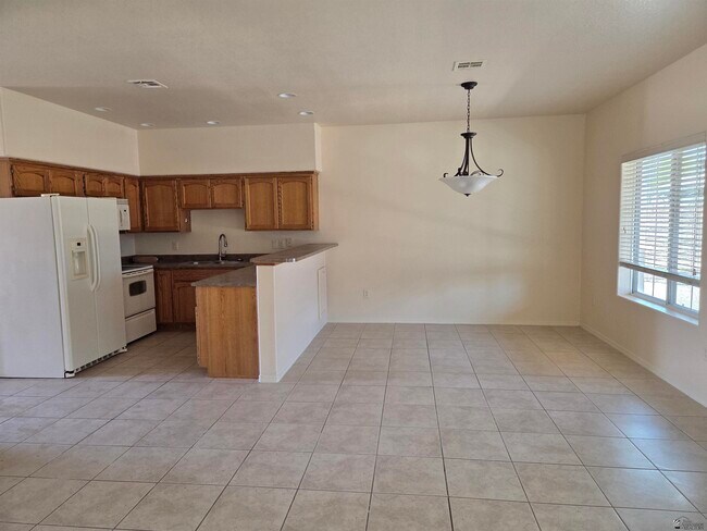 Foto del edificio - 13425 Brentwood Way