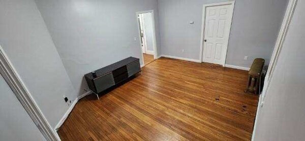 Foto del edificio - 376 Ferry St