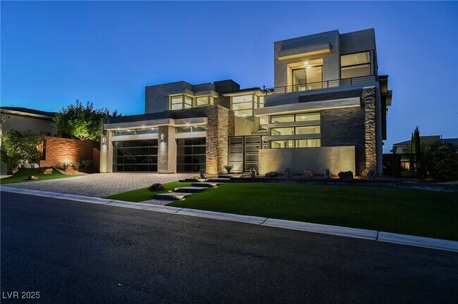 Building Photo - 11460 Ruby Falls Way