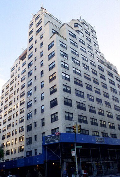 Building Photo - 160 E 88th St