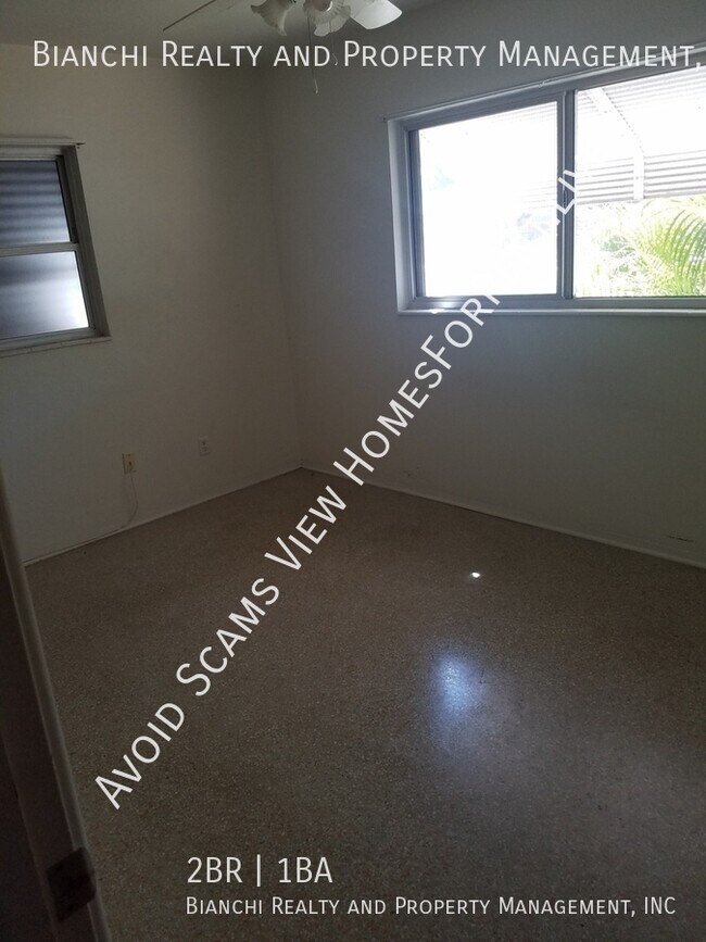 Foto del edificio - 8029 25th Ave N