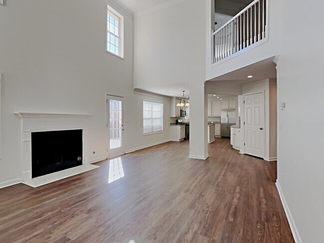 Building Photo - 979 Park Knoll Court