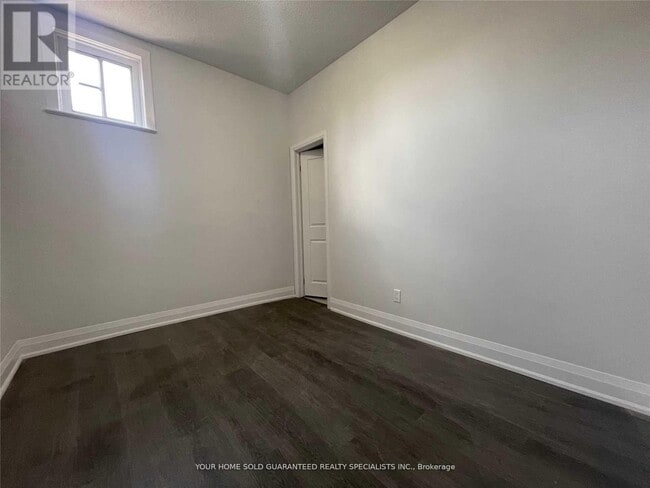 Photo du bâtiment - 15229 Yonge St