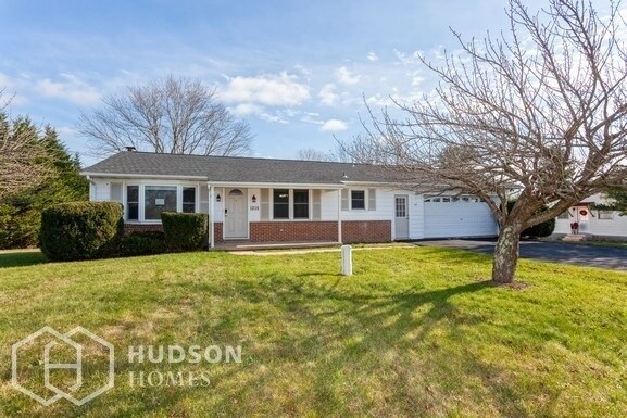 Primary Photo - 1215 Random Ridge Rd