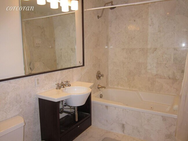 Master Bathroom - 675 Sackett St