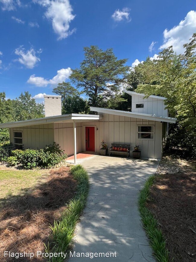 Building Photo - 2 br, 3 bath House - 104 Maruca Drive