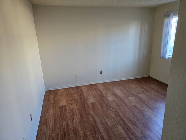 Foto del interior - Santa Ana Ross Tower LLC
