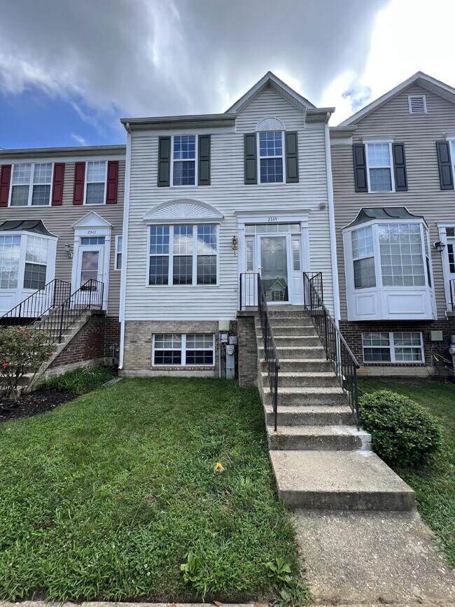 Foto del edificio - 4BD/3.5BA - Beautiful & Spacious Crofton Townhome (COMING SOON)