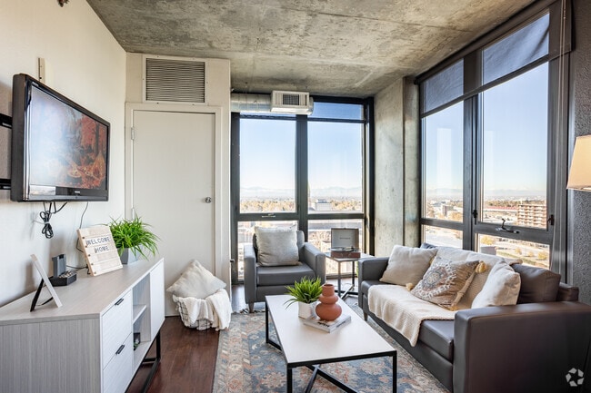 Telluride - Living Room - Vista