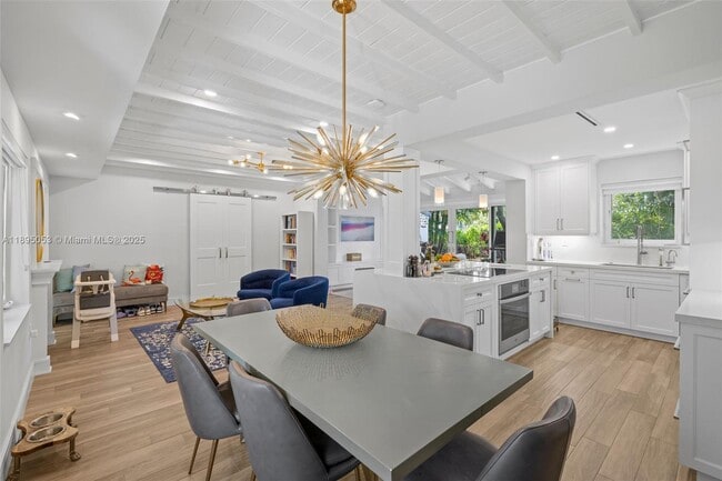 Foto del edificio - 90 NE 106th St